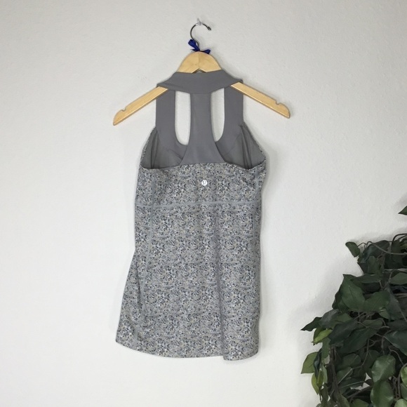 Lululemon Workout Tank Top - Picture 6 of 6